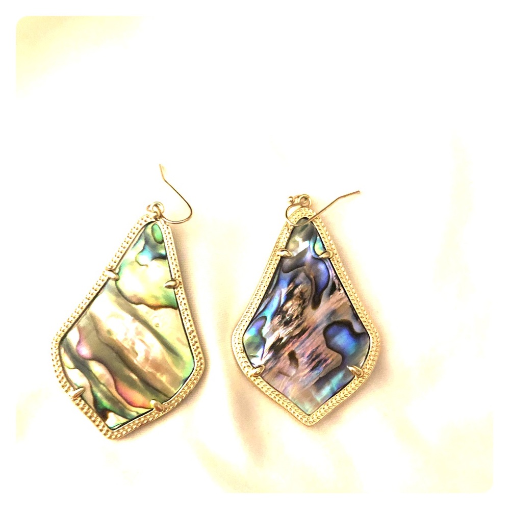 Kendra Scott Albarone shell pearl earrings